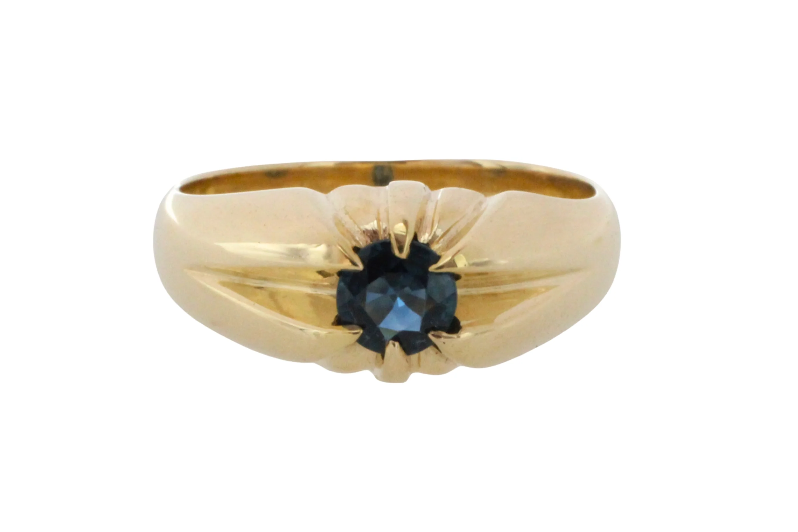 14 carat gold ring with sapphire