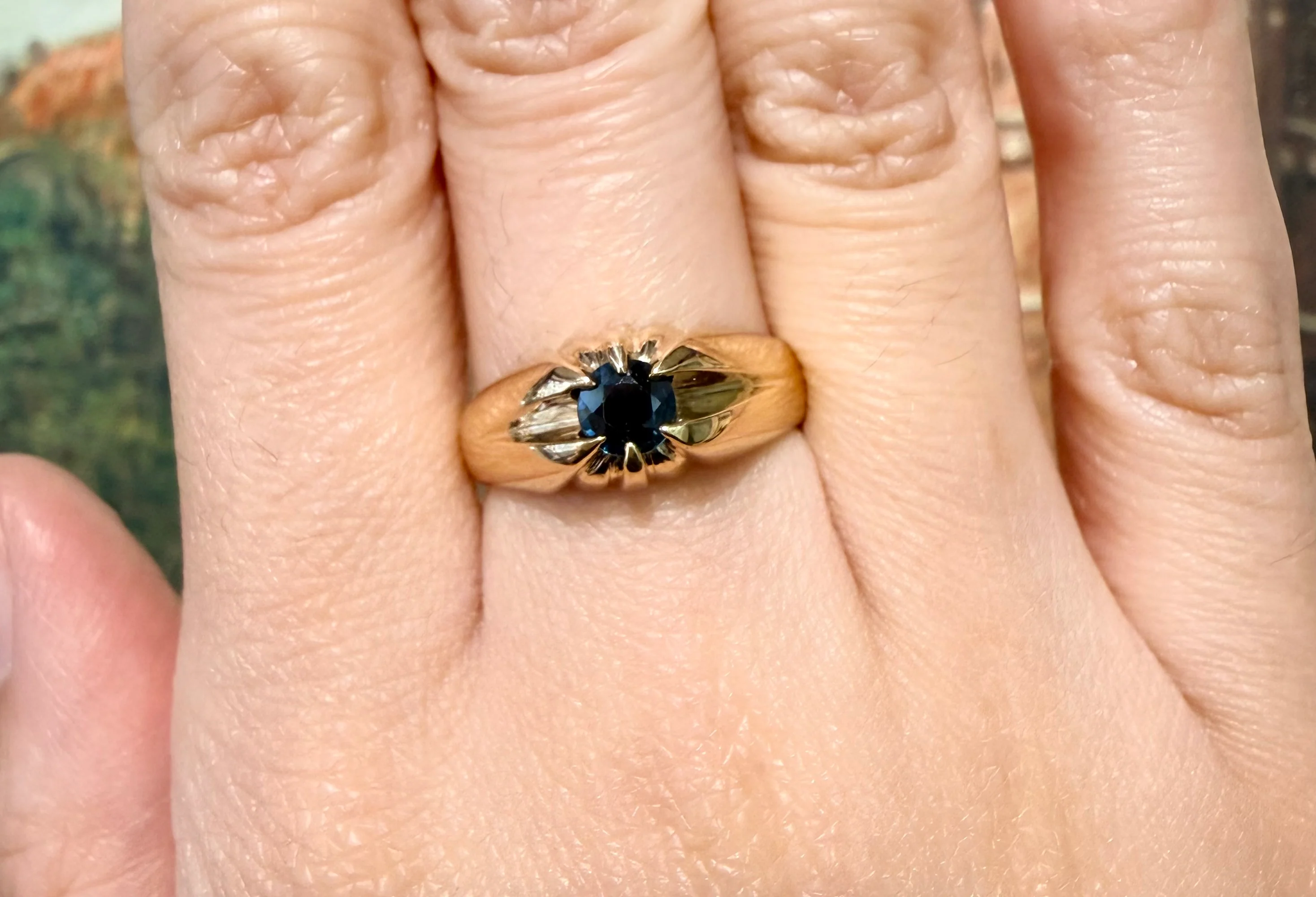 14 carat gold ring with sapphire - Image 6