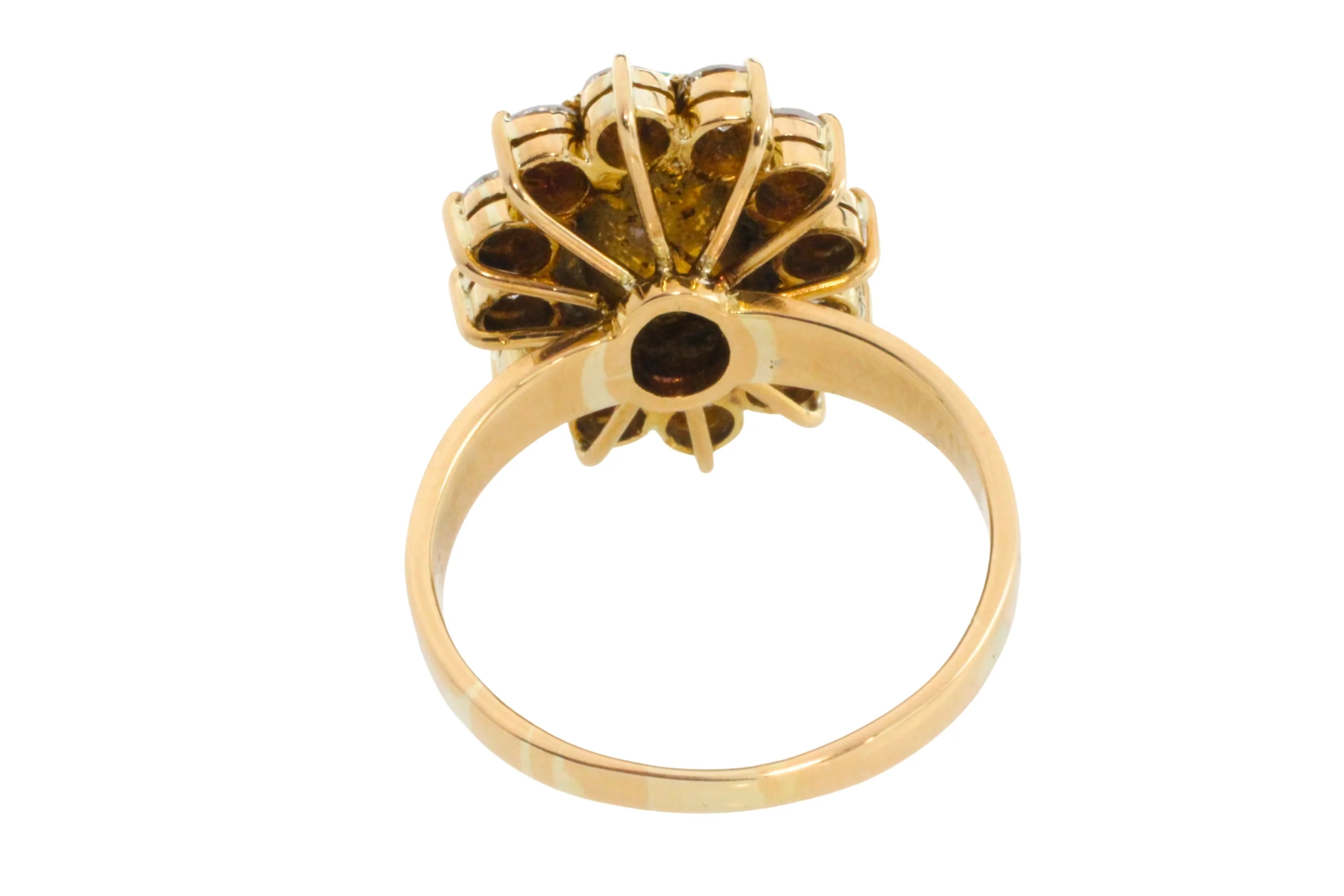 18 carat diamond and jade cluster ring - Image 6