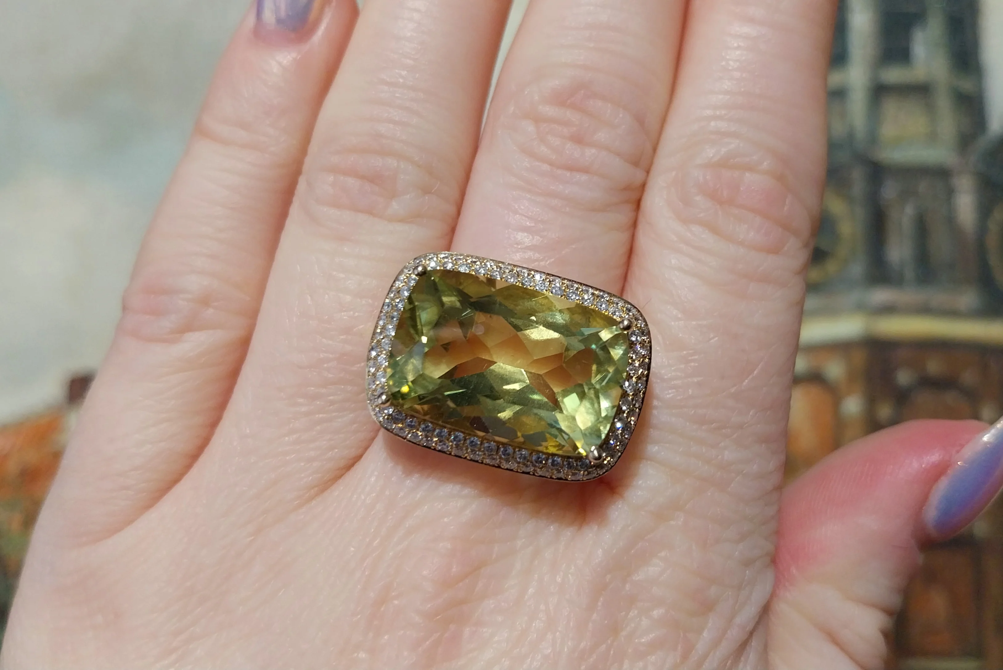 18 carat gold lemon quartz and diamond ring - Image 7