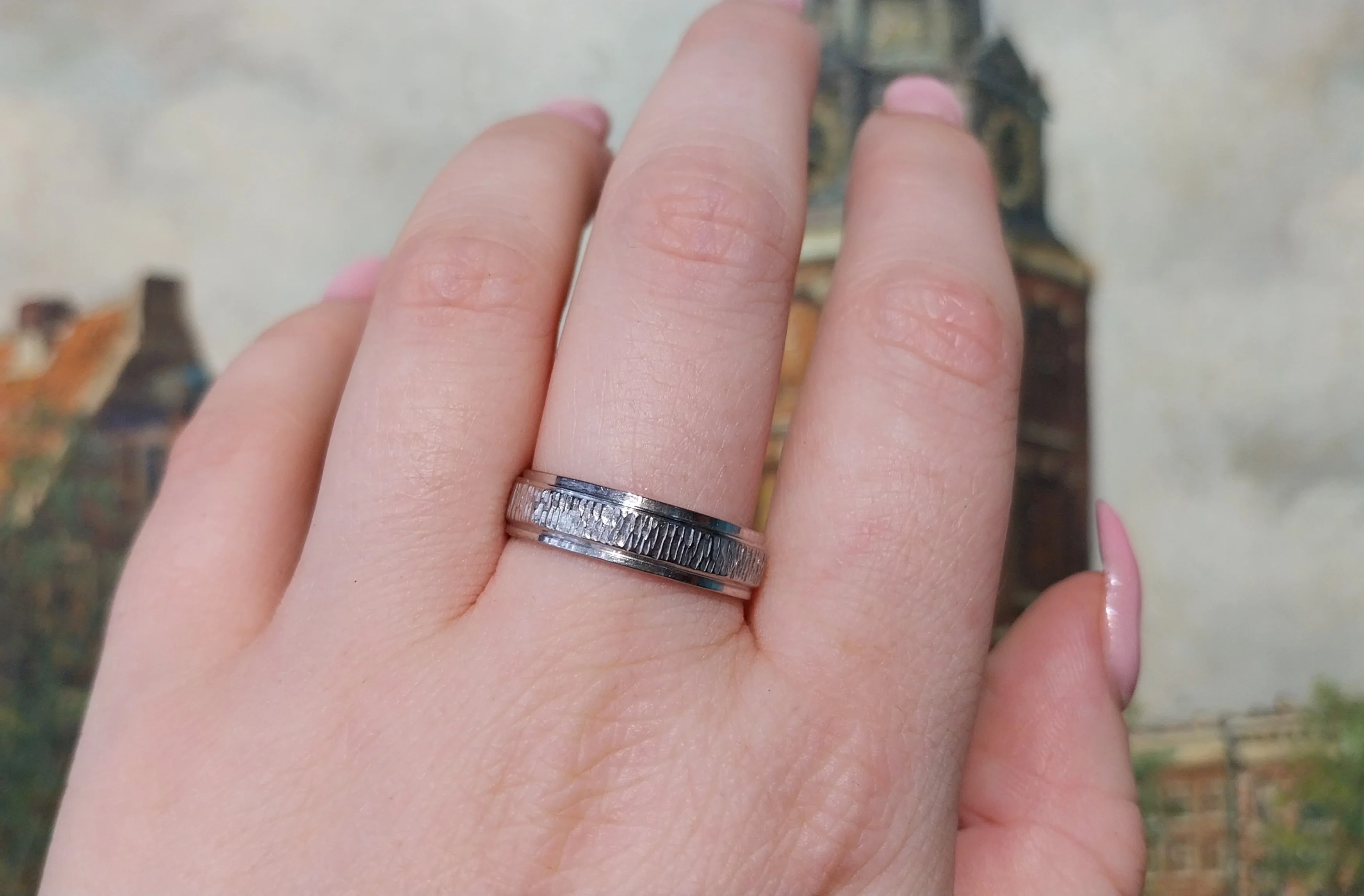18 carat white gold band - Image 4