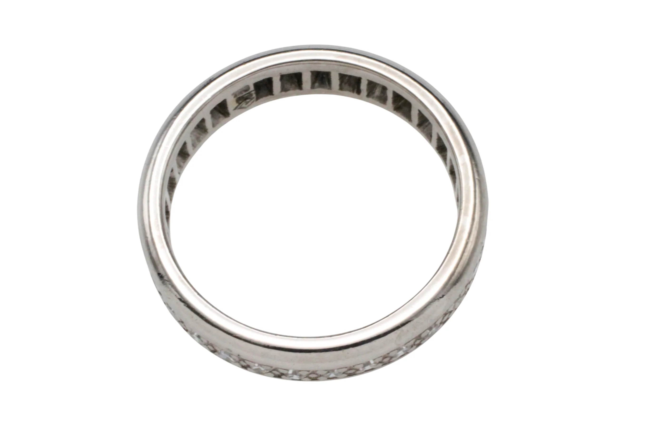 18 carat white gold eternity band with diamonds - Image 5