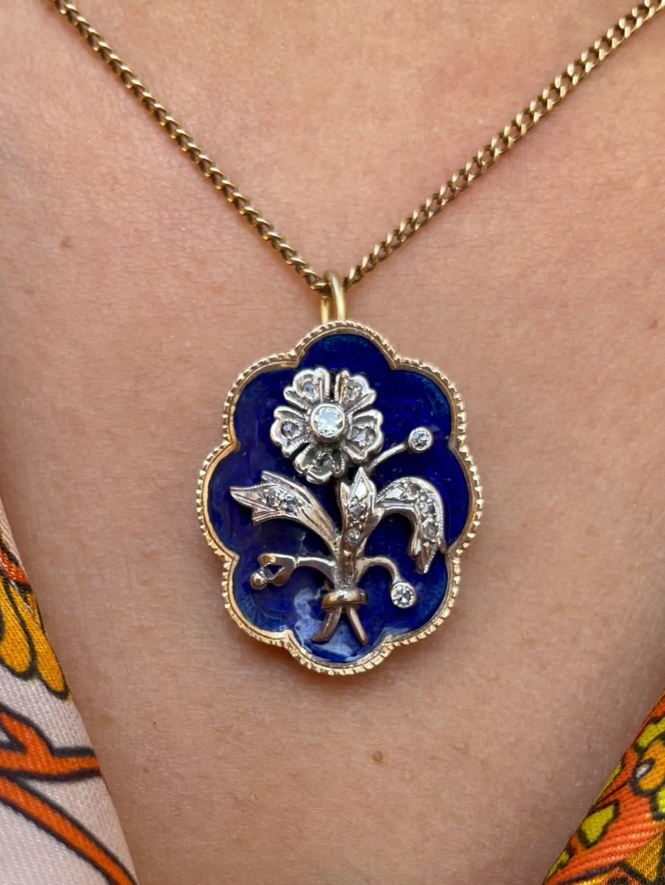 Blue enamel pendant with diamond in silver and gold - Image 5