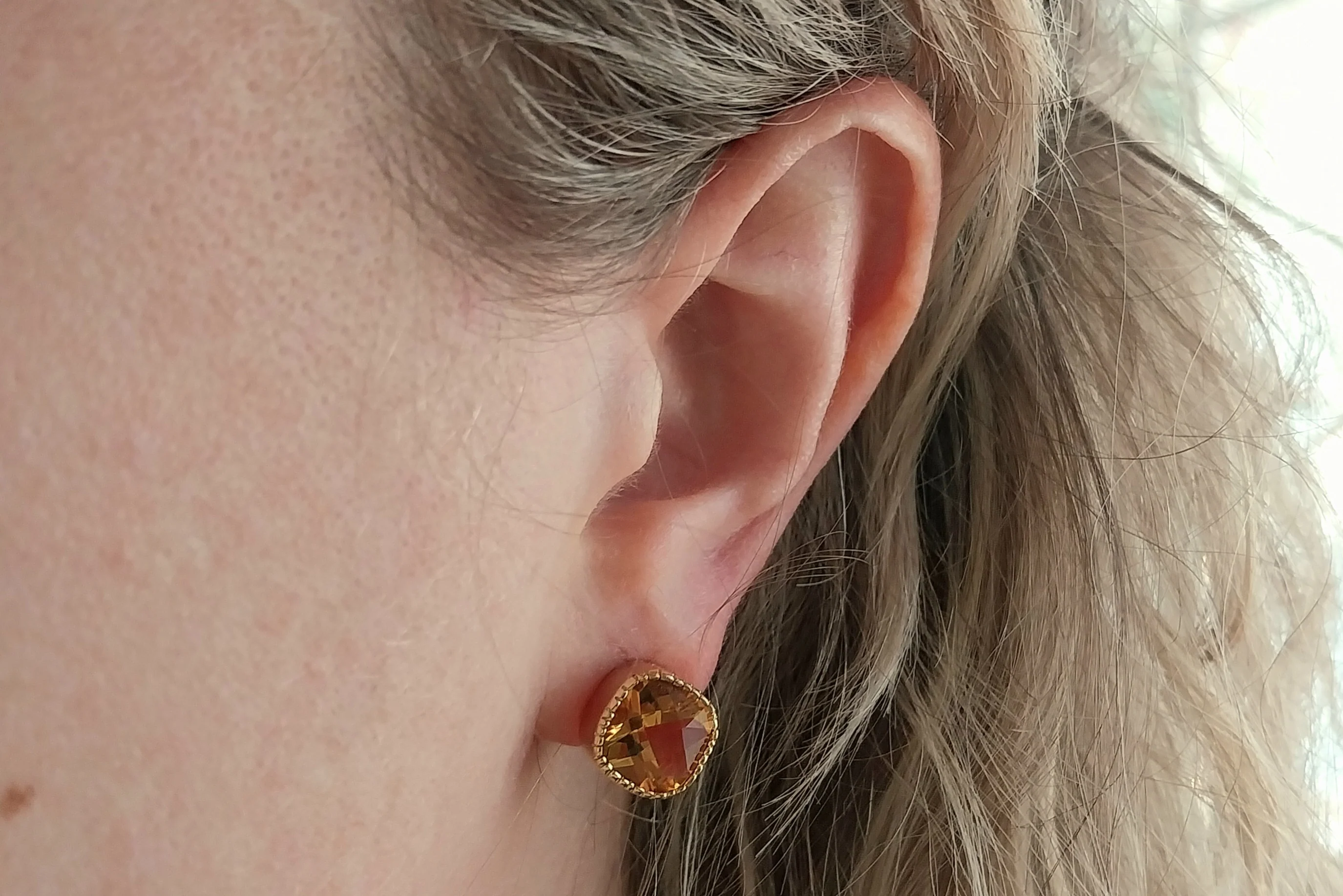 Citrine earrings in 18 carat gold - Image 4