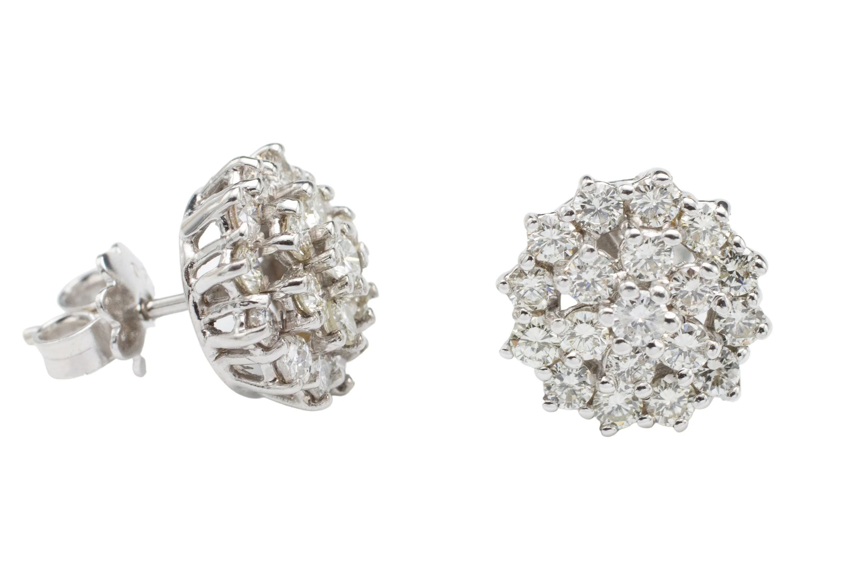 Diamond cluster studs in 18 carat gold - Image 4