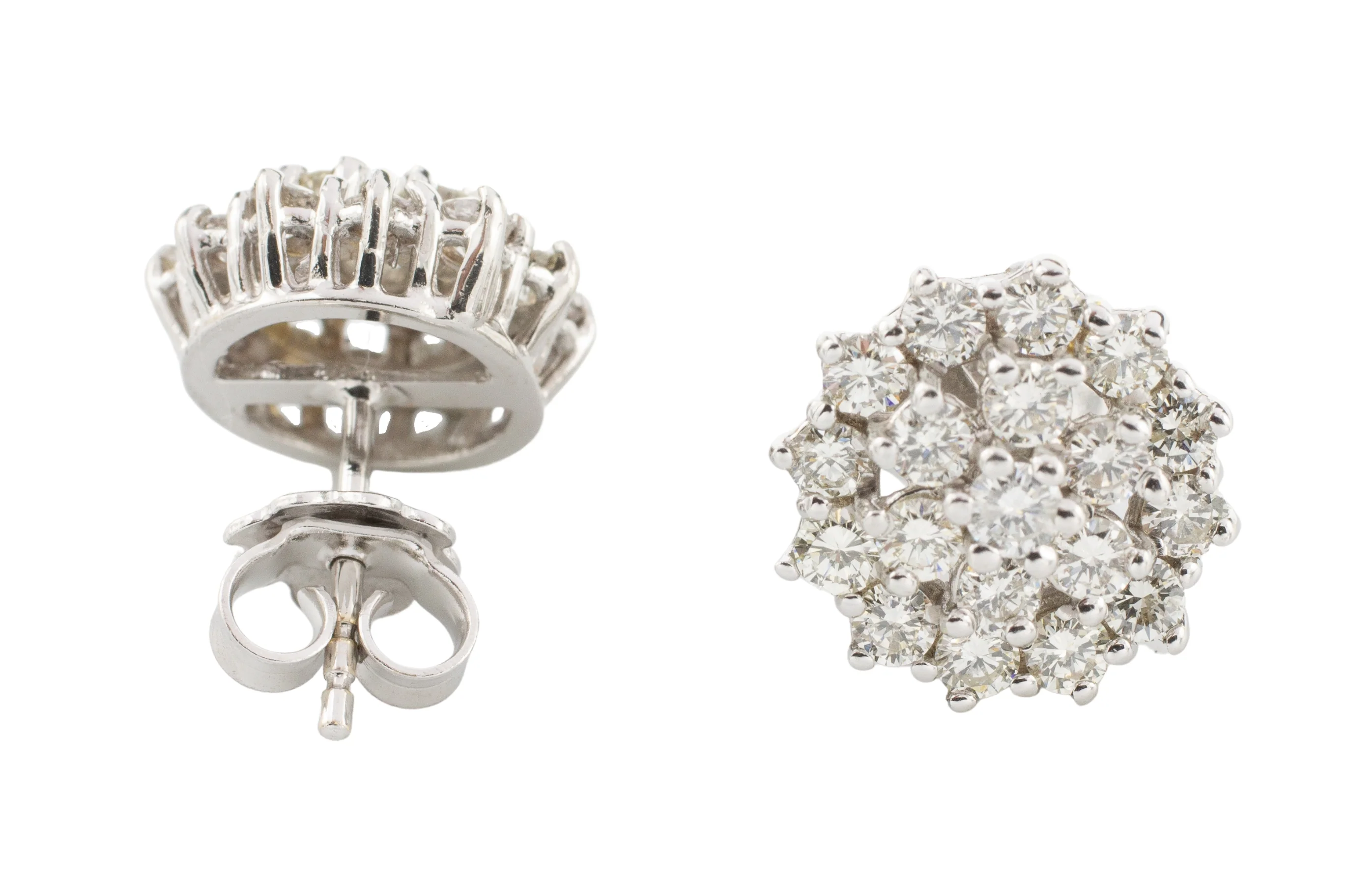 Diamond cluster studs in 18 carat gold - Image 6