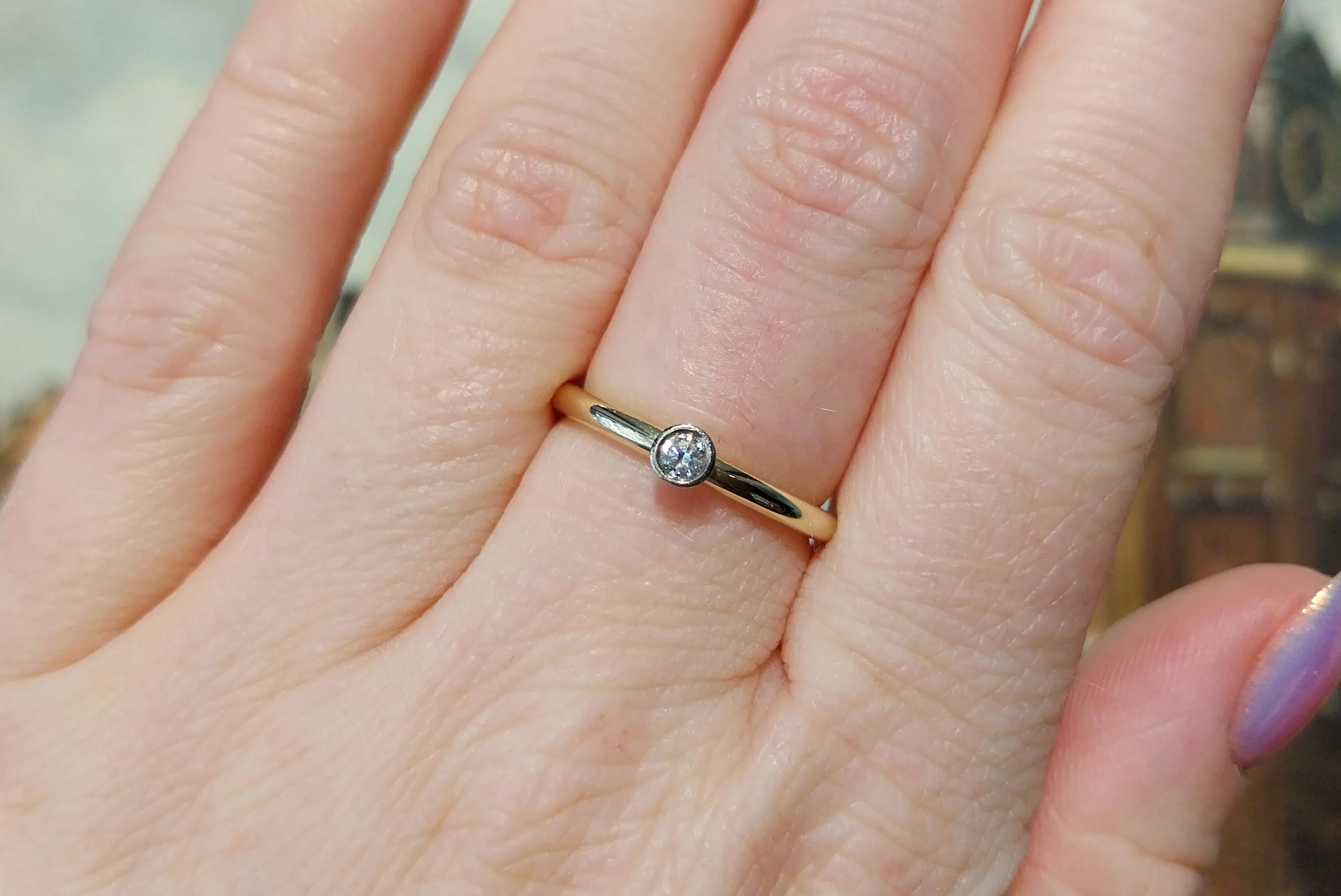Diamond solitaire ring in 14 carat gold - Image 7