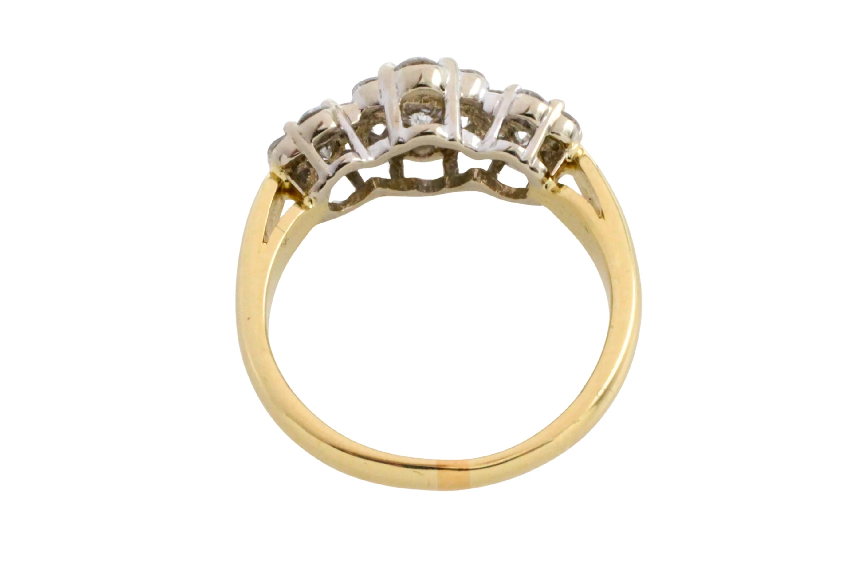 Diamond triple cluster ring in 18 carat gold - Image 6