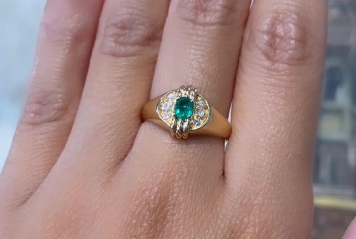 Emerald and diamond ring in 18 carat gold - Image 6