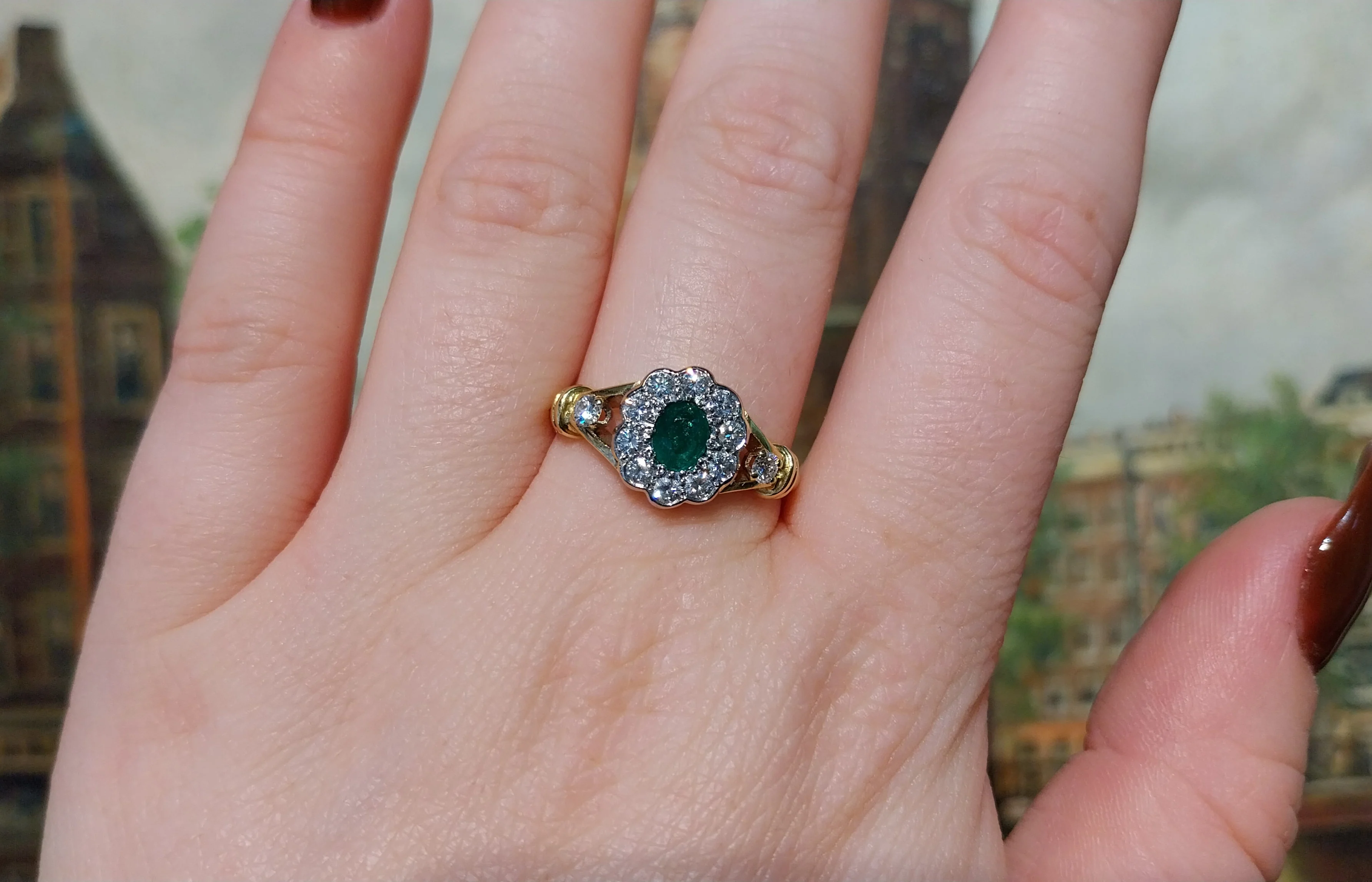 Emerald and diamond ring in 18 carat gold - Image 6