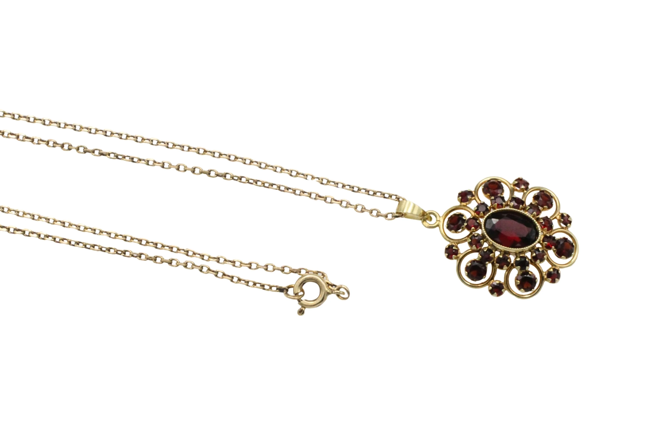 Garnet pendant with chain in 14 carat gold - Image 5