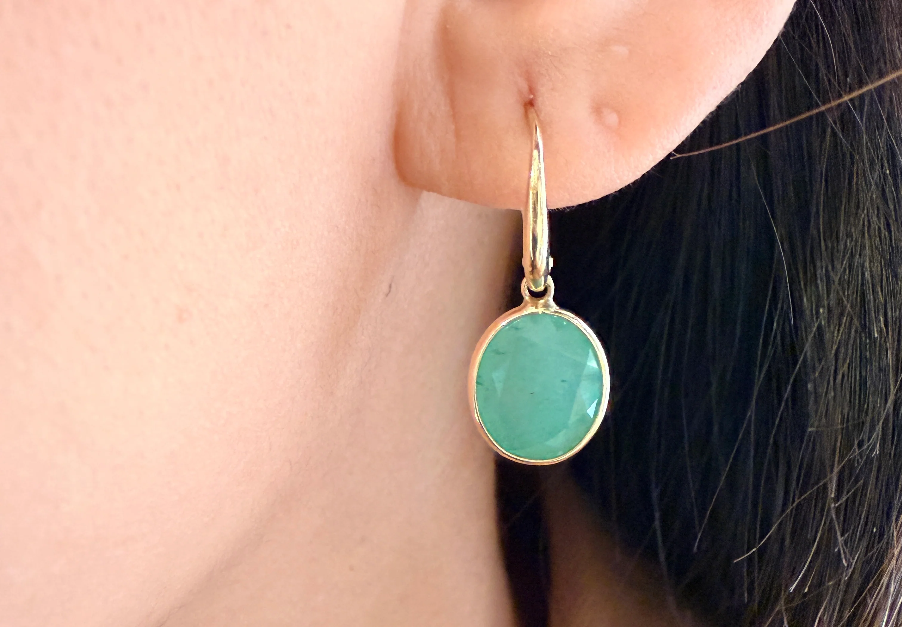 Green quartz earrings in 14 carat gold - Image 5