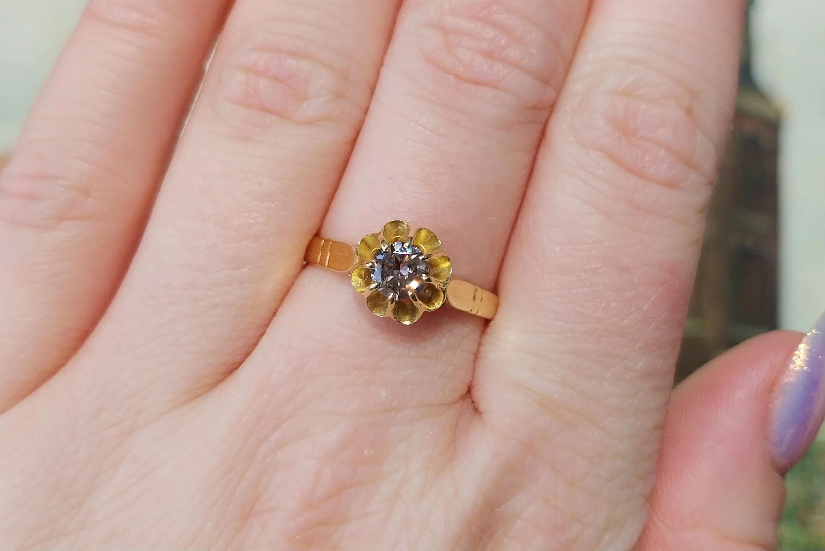 Light brown diamond solitaire ring in 20 carat gold - Image 8