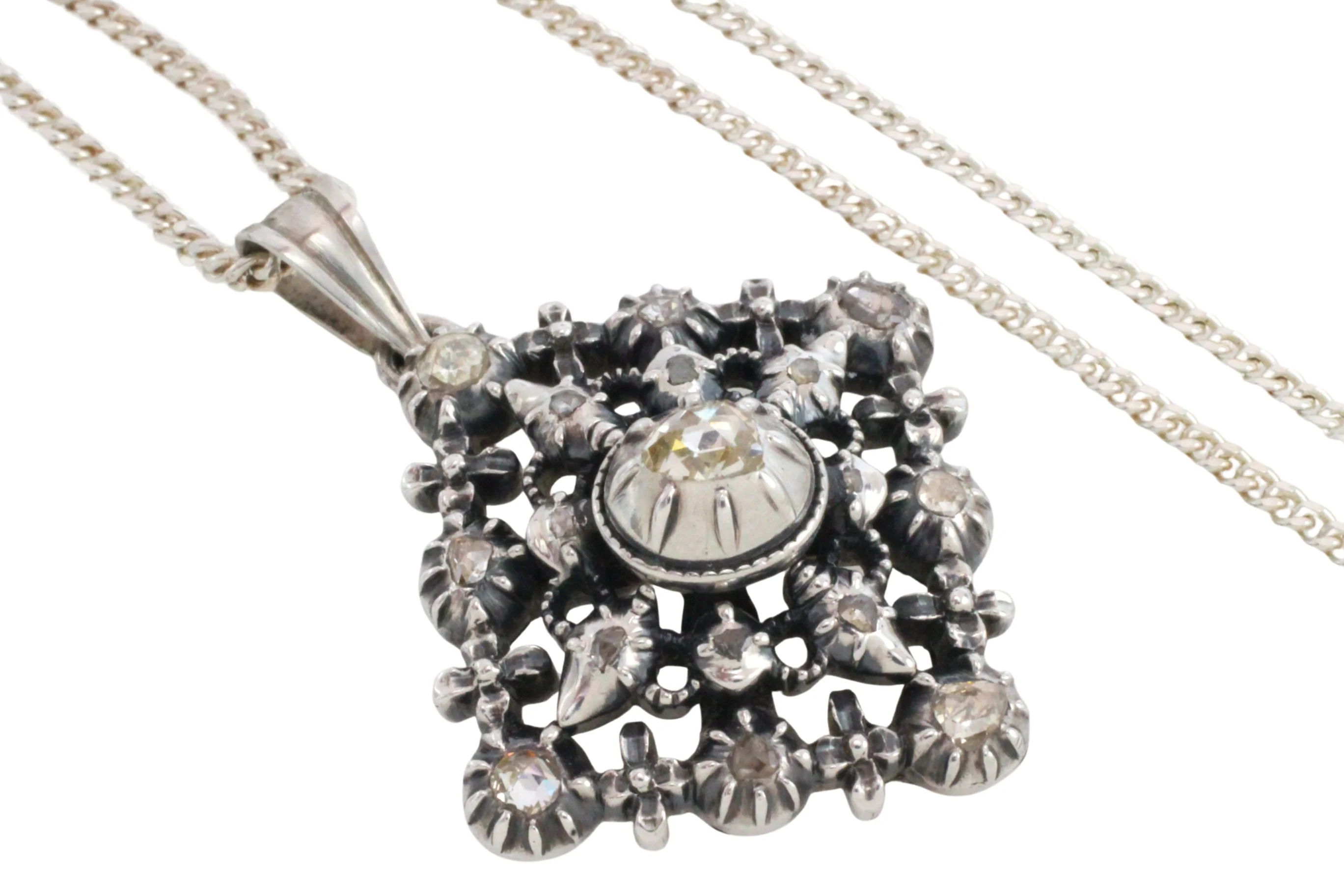 Rose diamond pendant in silver - Image 2