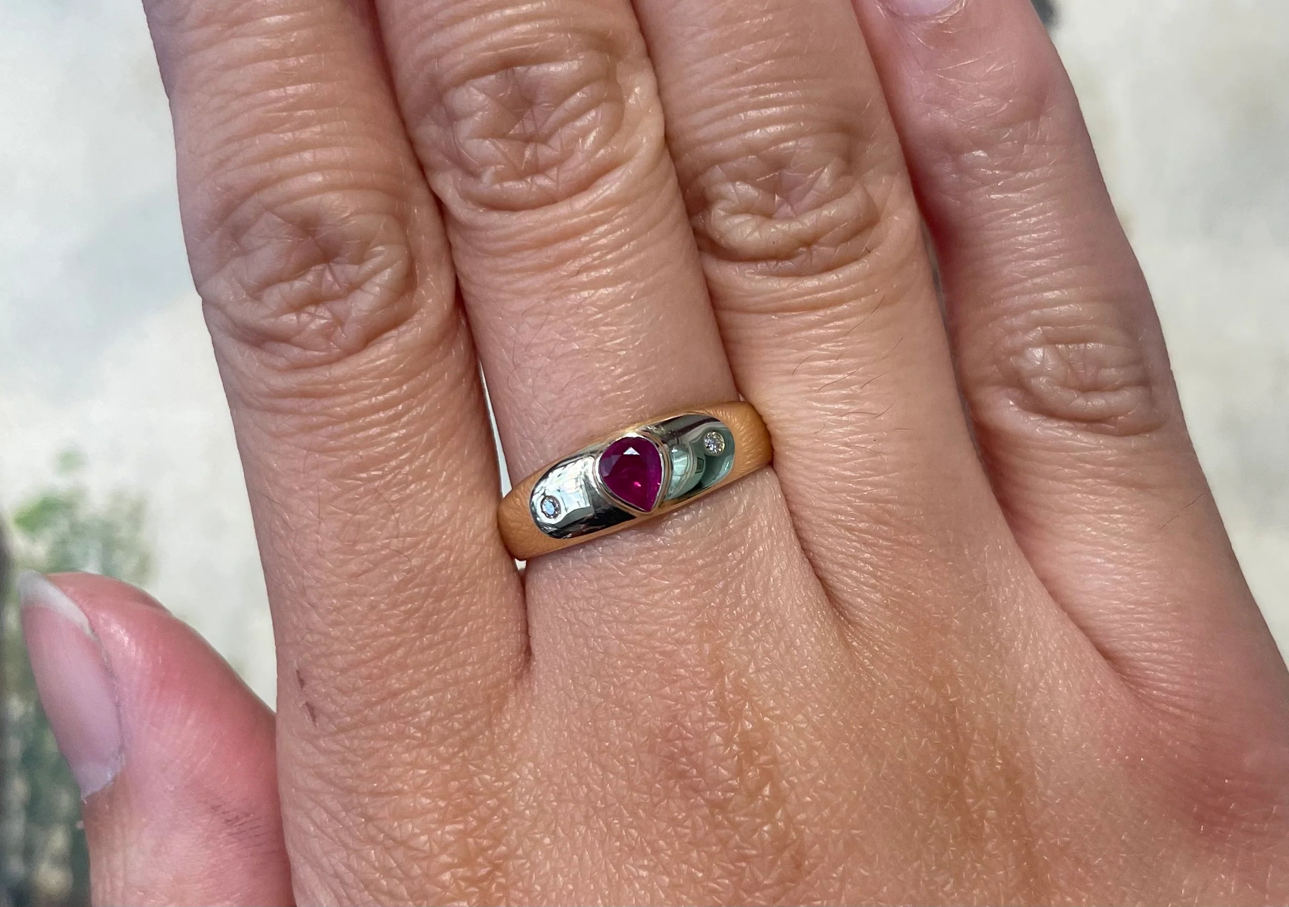 Ruby and diamond ring in 18 carat gold - Image 5