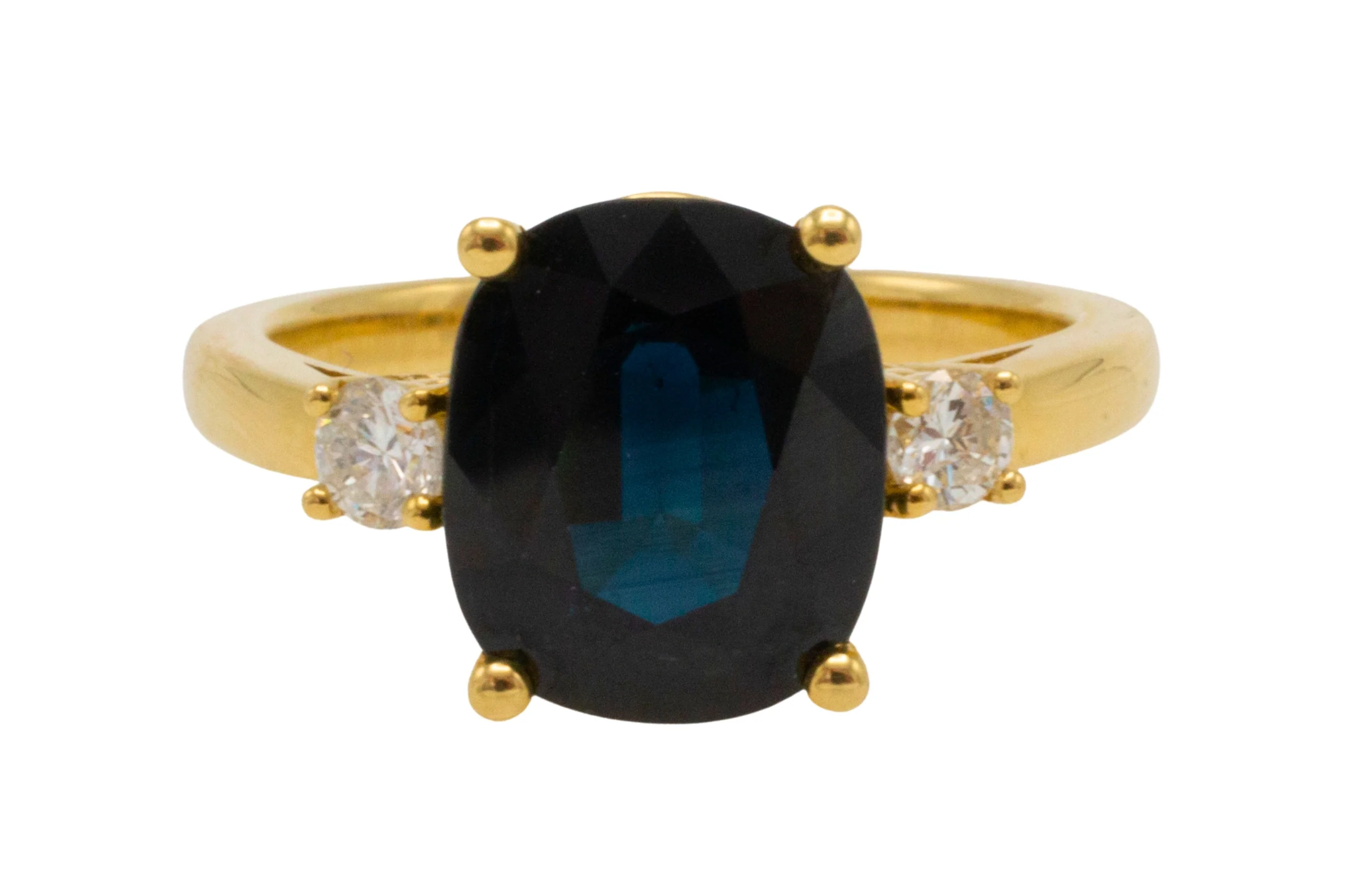 Sapphire and diamond ring in 18 carat gold - Image 2