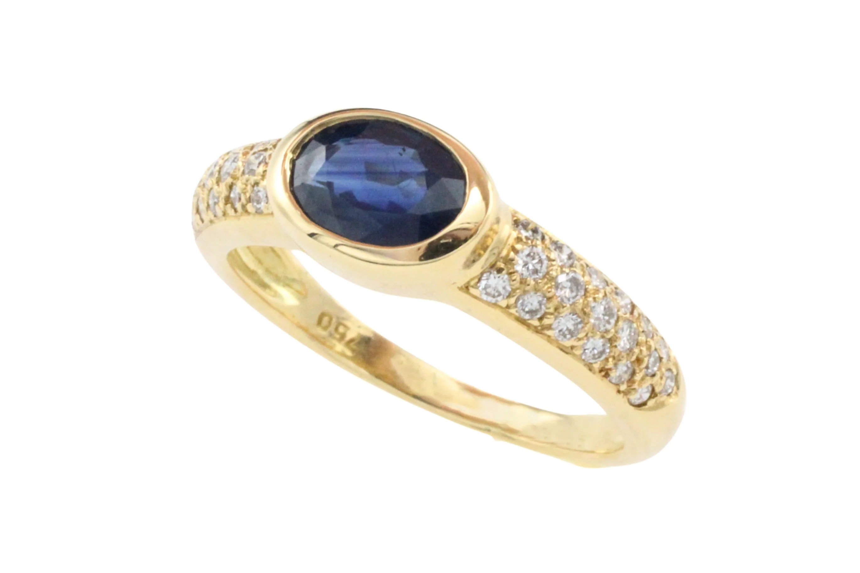 Sapphire and diamond ring in 18 carat gold - Image 3