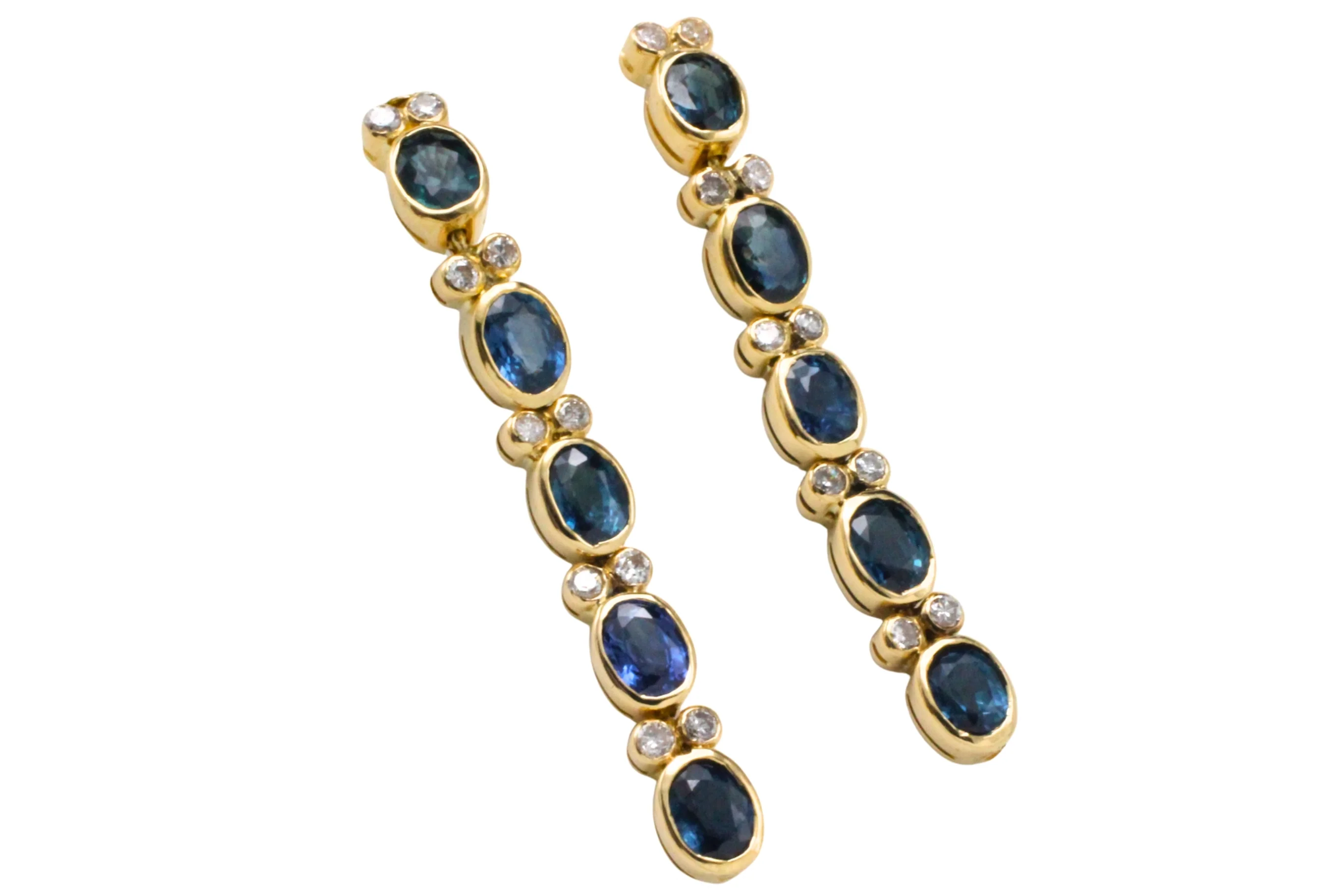 Sapphire pendant earrings in 18 carat gold