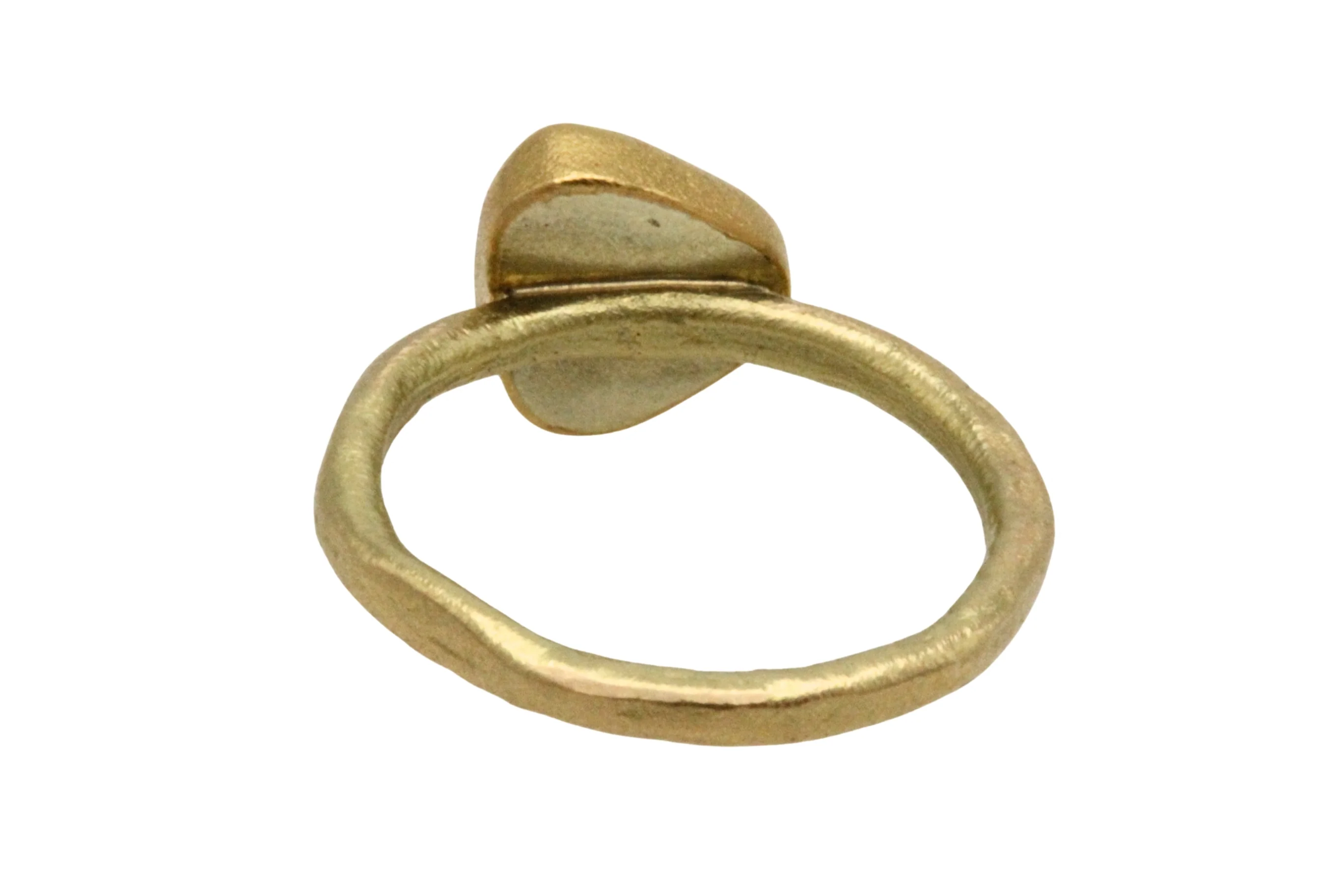 Textured light pink tourmaline ring in 14 carat gold - Image 6