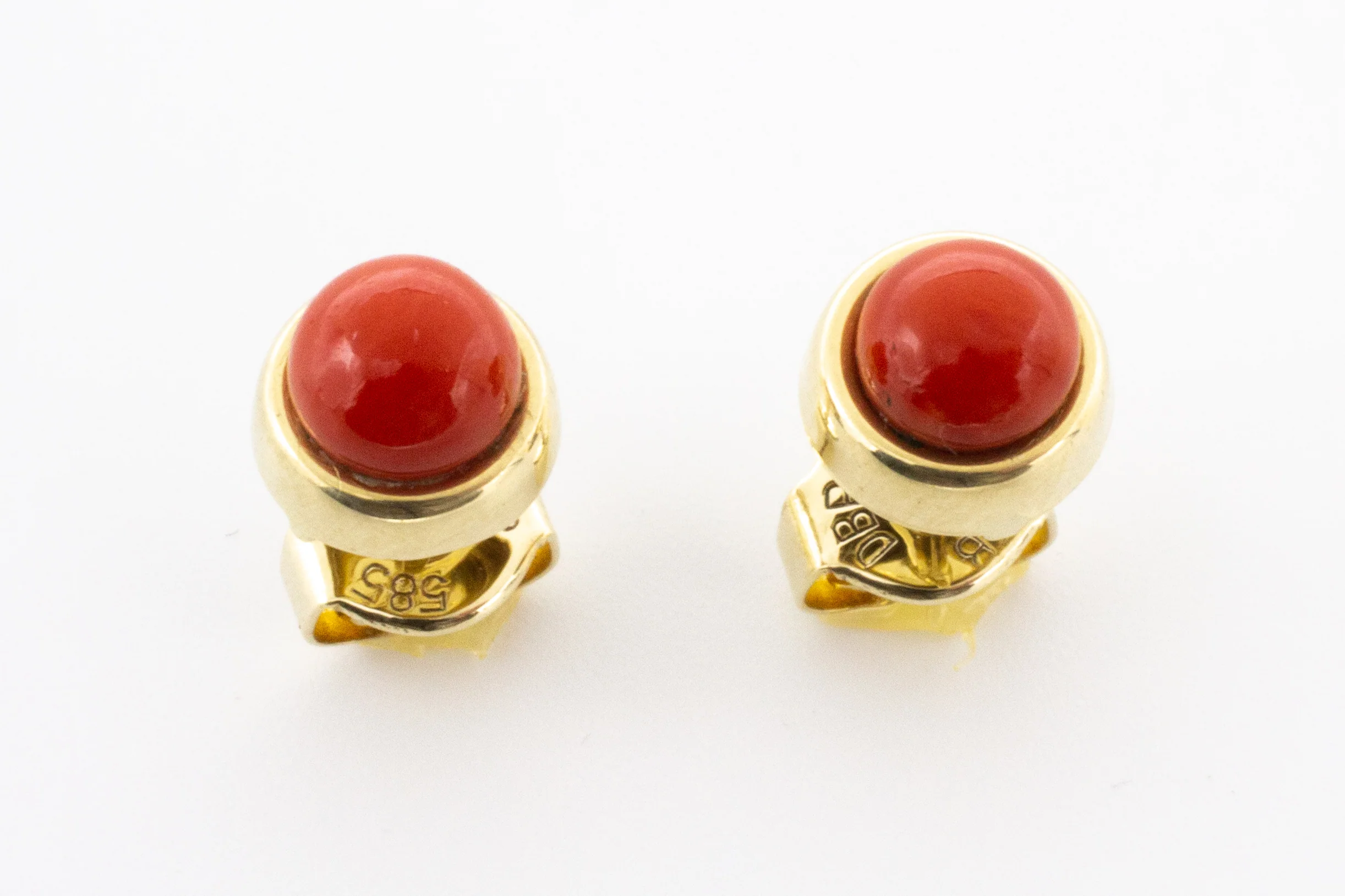 Vintage 14 carat gold studs - Image 2