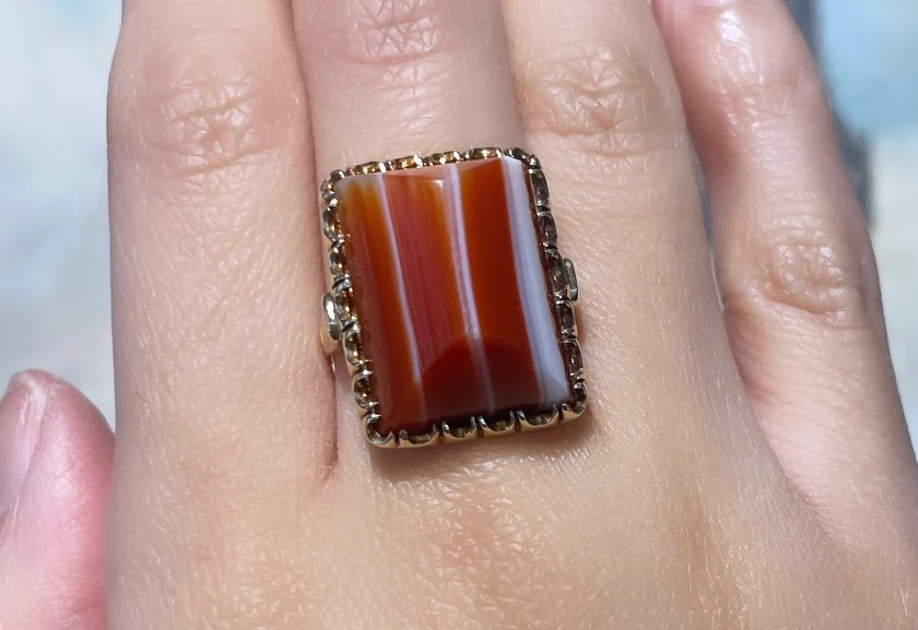 Vintage carnelian ring in 14 carat gold - Image 8