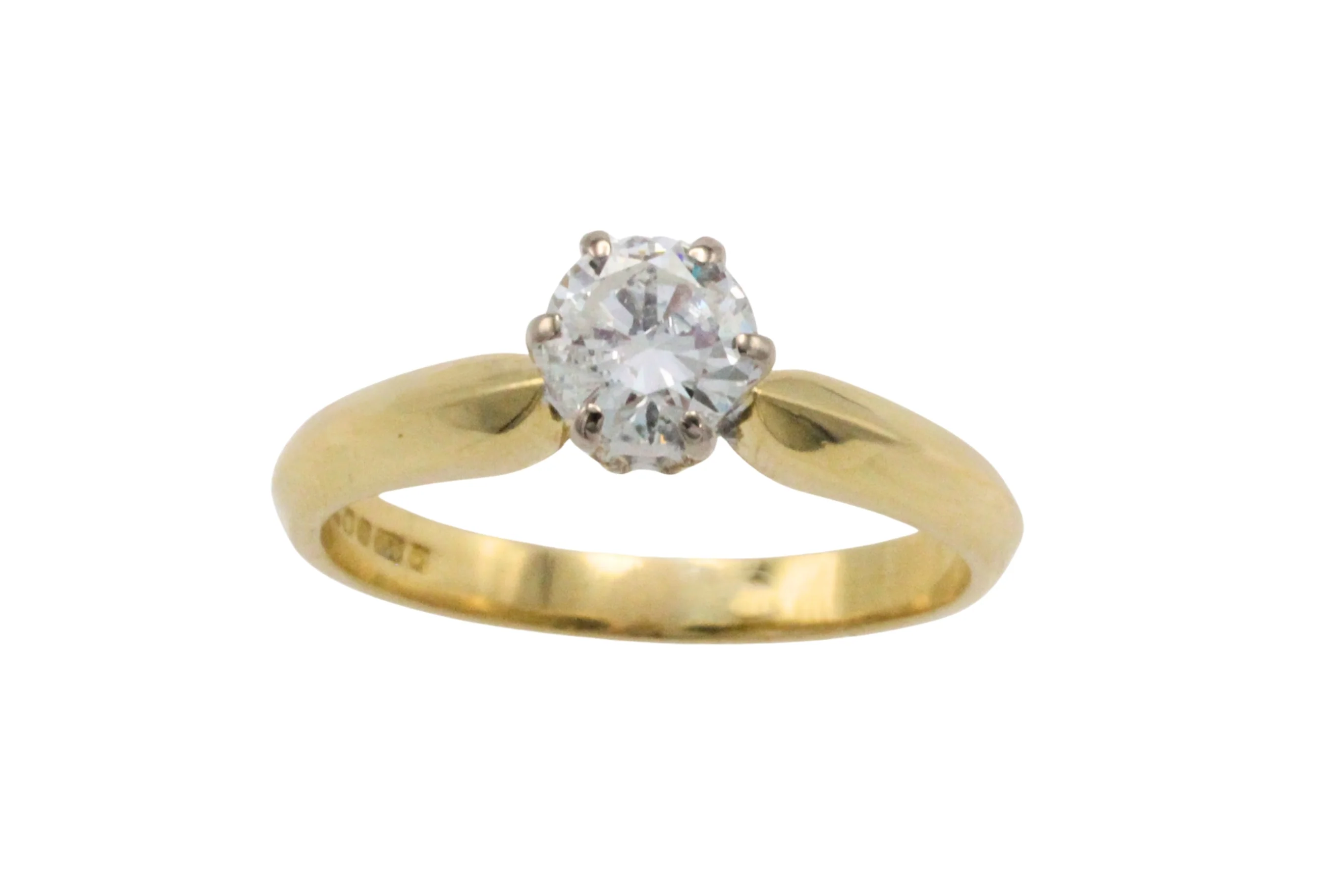 Vintage diamond solitaire ring in 18 carat gold
