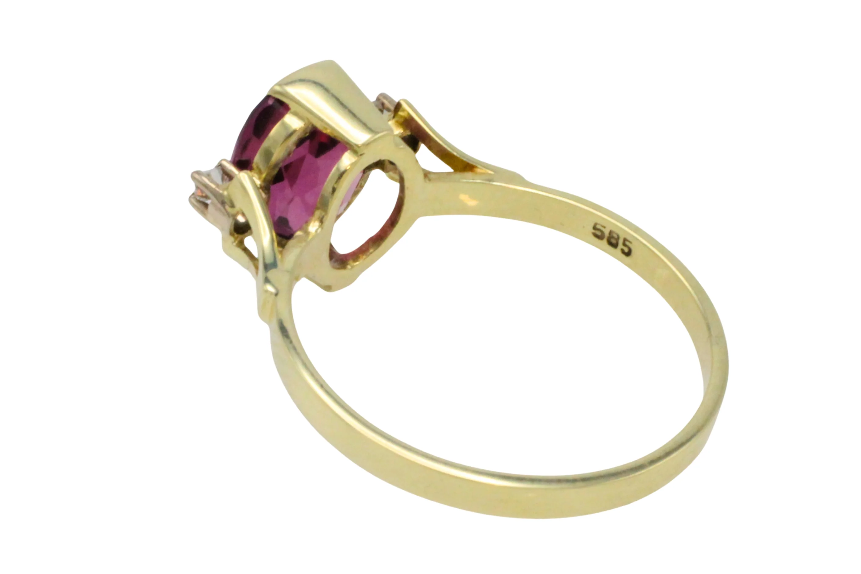 Vintage garnet and diamond ring in 14 carat gold - Image 6