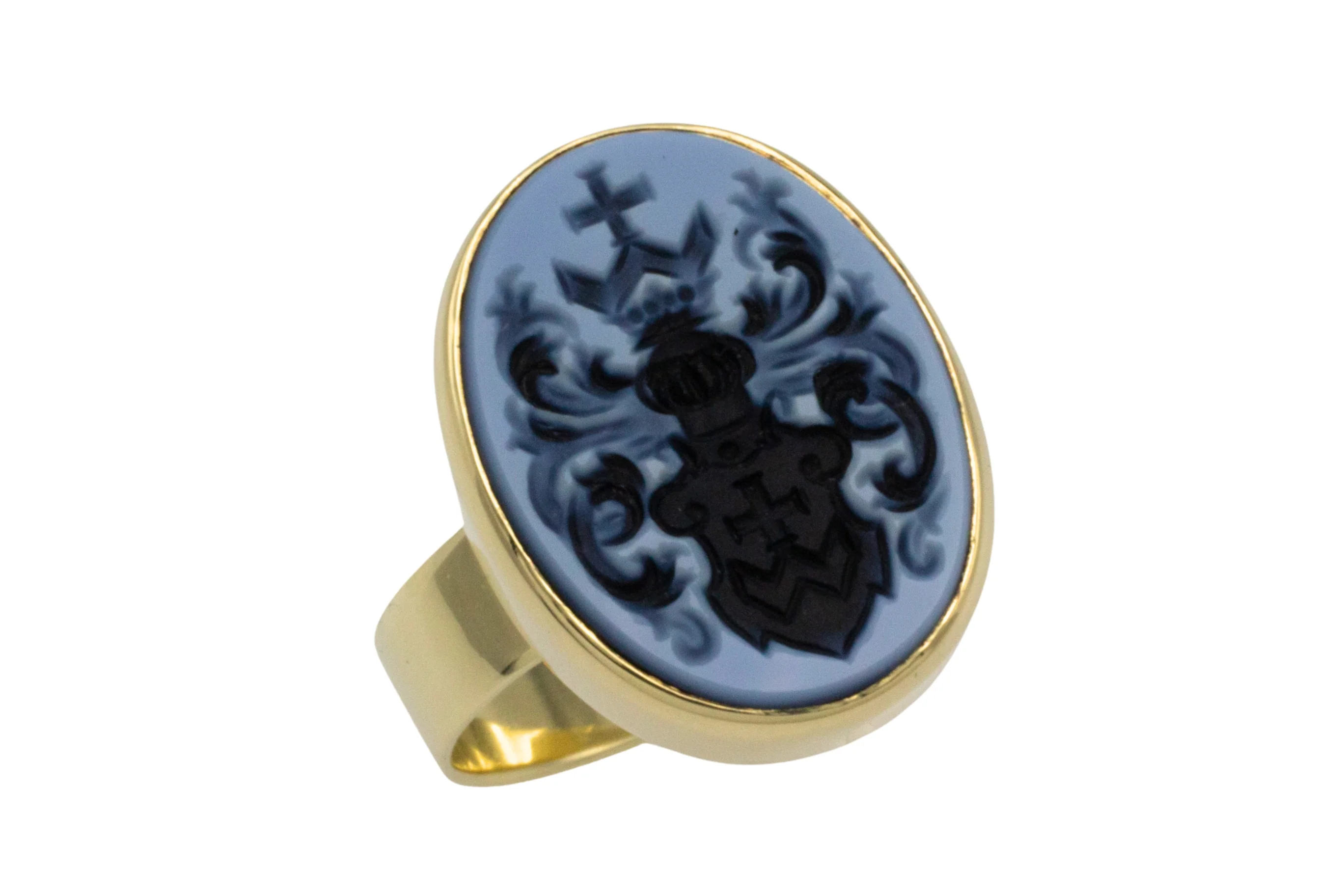 Vintage intaglio signet ring in 14 carat gold