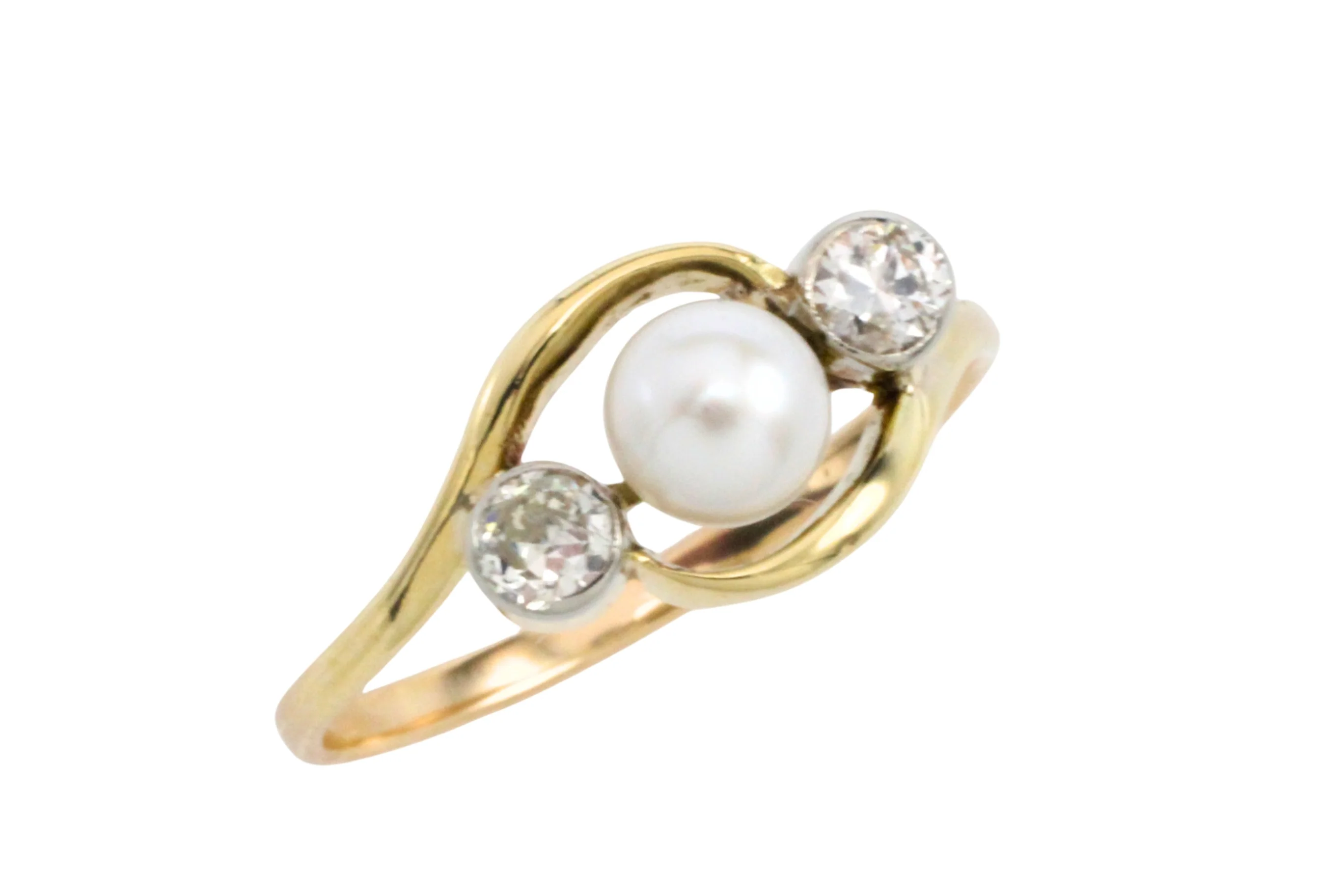 Vintage pearl and brilliant cut diamond ring - Image 2