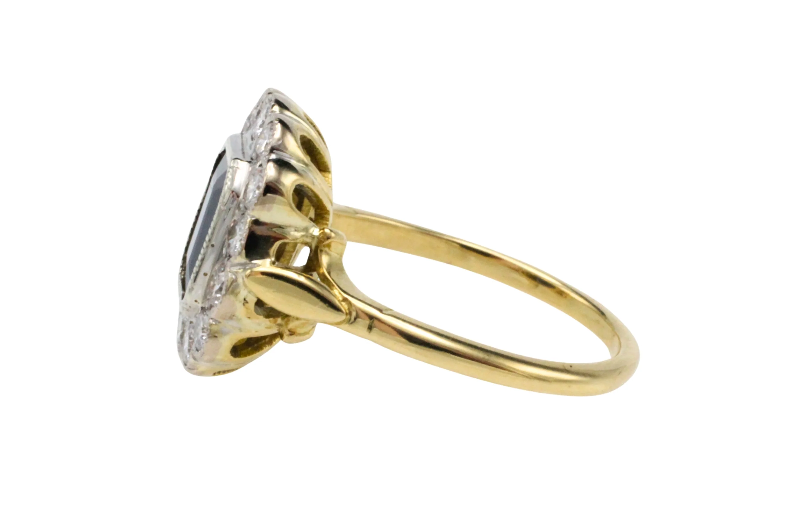Vintage sapphire and diamond ring in 18 carat gold - Image 5